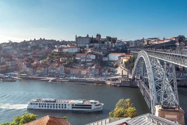 Quer Comprar Casa no Porto à Distância? Um Porto Real Estate Agent Resolve Tudo