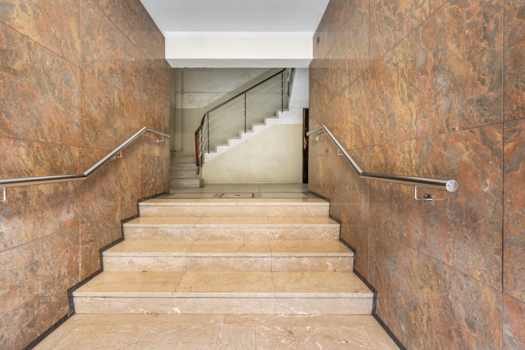 APARTAMNETO T3 NO CENTRO DO PORTO PARA VENDA POR 350,000€ APARTAMNETO T3 NO CENTRO DO PORTO PARA VENDA POR 350,000€