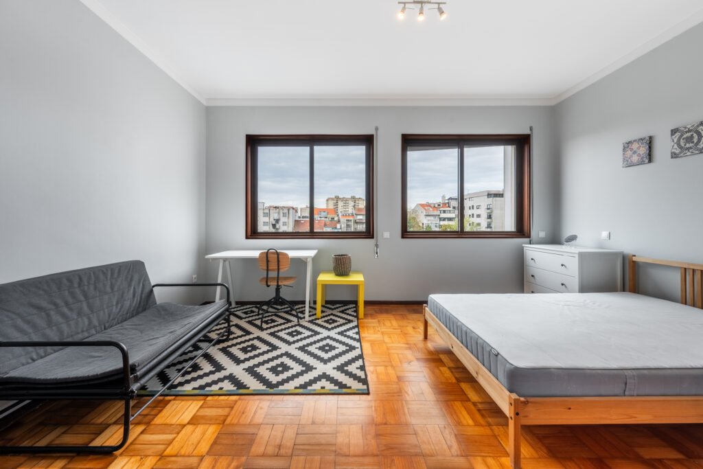 APARTAMNETO T3 NO CENTRO DO PORTO PARA VENDA POR 350,000€ APARTAMNETO T3 NO CENTRO DO PORTO PARA VENDA POR 350,000€
